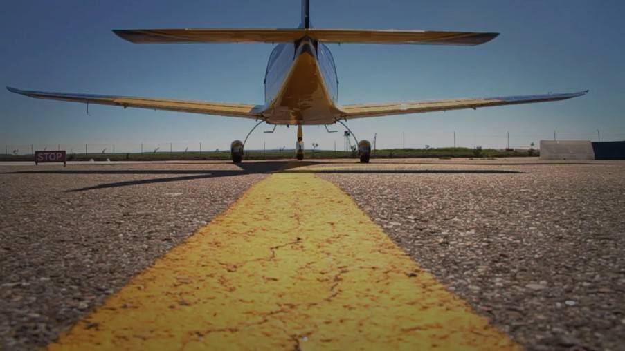 Aerohispalis: Escuela De Vuelo