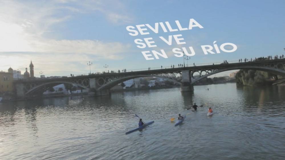 Sevilla se ve en su río